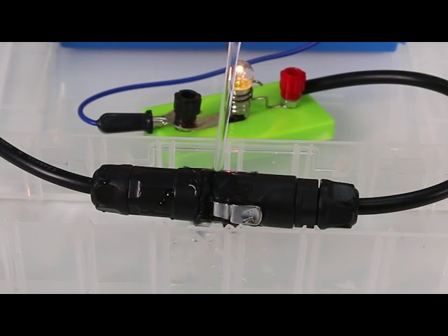 Waterproof Konektor M12 4 Pin Perempuan Laki-laki Butt Joint Untuk LED High Bay Light TUV Disetujui